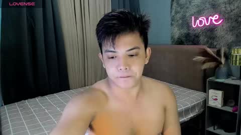 yourasian_bradley online show from 8, 2, 2026