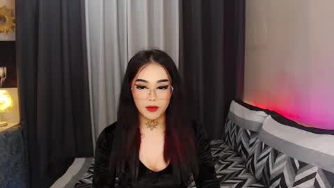 kim online show from 21, 2, 2025