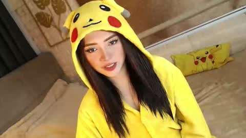 JEN  online show from 24, 10, 2025