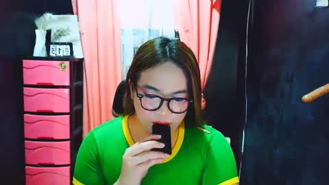 yourdirtygirl_lyla online show from 16, 2, 2026