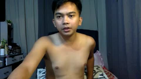 Snapshot of yourfantasyboyjr chatting on 5, 6, 2026 i am your dream boy JR online show from 5, 6, 2026