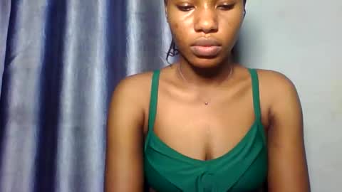 favcamgirl online show from 10, 2, 2026