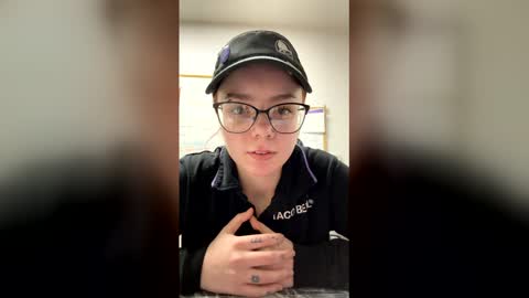 yourfavoriteshorty online show from 24, 2, 2026