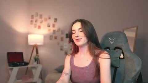 Chloe online show from 10, 9, 2025