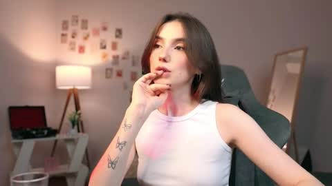 Chloe online show from 11, 9, 2025