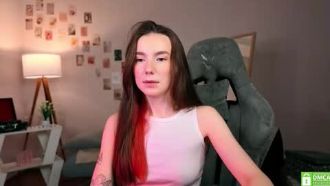 Chloe online show from 5, 11, 2025