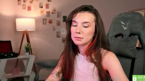 Chloe online show from 7, 11, 2025