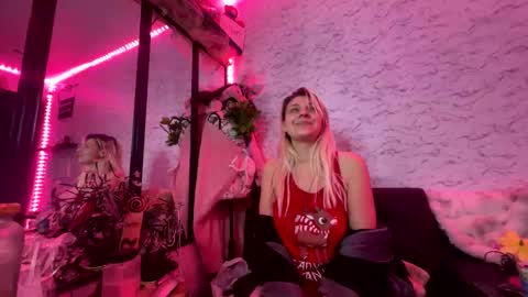 Scarlet Bunny online show from 8, 1, 2026