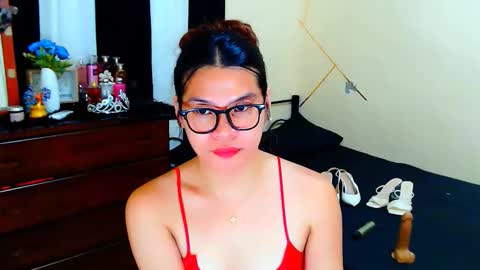 Snapshot of yourgoddesscruella chatting on 19, 3, 2026 yourgoddesscruella online show from 19, 3, 2026