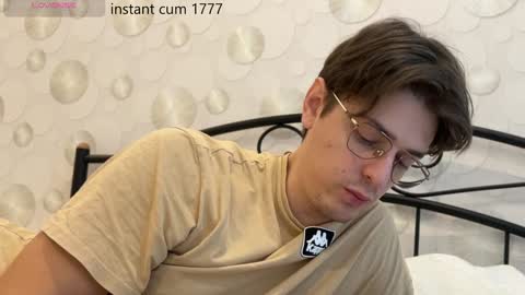 Snapshot of yourhotchristian chatting on 17, 1, 2025 Chris online show from 17, 1, 2025