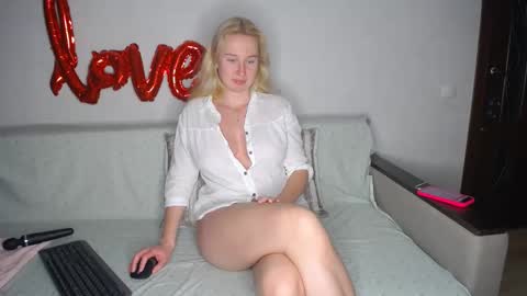 Snapshot of yourhotdream1 chatting on 27, 2, 2025 Iamyourdream online show from 27, 2, 2025
