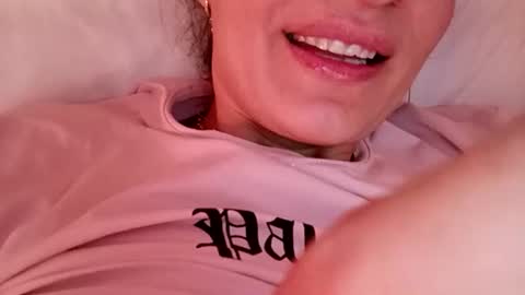 Snapshot of yourjessywet chatting on 20, 7, 2026 yourjessywet online show from 20, 7, 2026