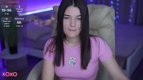 L O L A online show from 15, 11, 2025