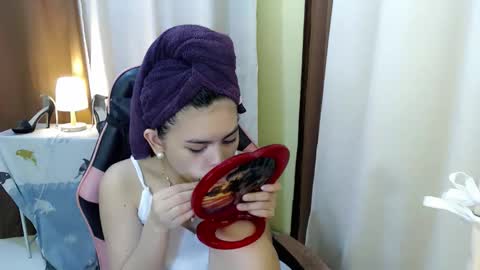 your lovely Dina online show from 17, 9, 2025