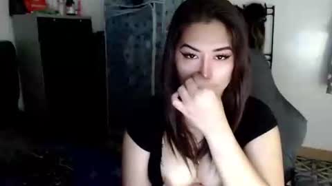 tifanny online show from 8, 10, 2025