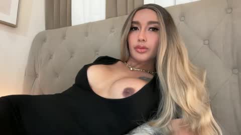 Snapshot of yourlovingpearlita1000 chatting on 10, 1, 2025 Pearl online show from 10, 1, 2025