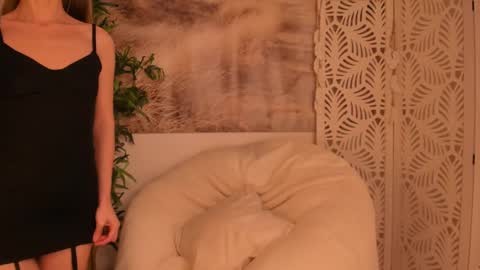 Sarah online show from 17, 2, 2025