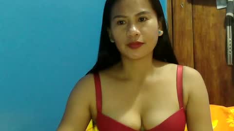 yourmorenagirl69 online show from 4, 6, 2026