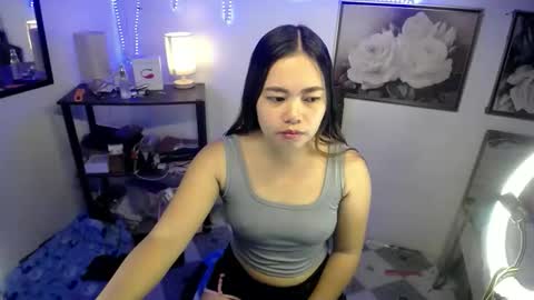 Snapshot of yourmy_sunshine chatting on 4, 6, 2026 yourmy_sunshine online show from 4, 6, 2026