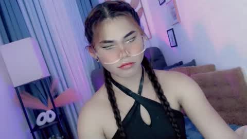 yourprettyblythe_ts online show from 26, 3, 2026