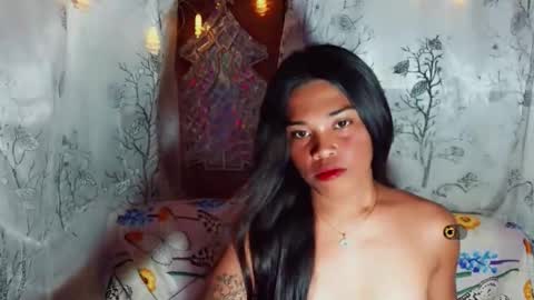 Snapshot of yourqueen_19 chatting on 18, 5, 2026 yourqueen_19 online show from 18, 5, 2026