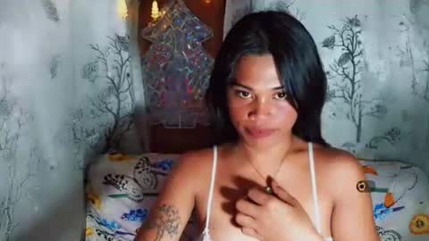 Snapshot of yourqueen_19 chatting on 23, 5, 2026 yourqueen_19 online show from 23, 5, 2026