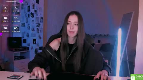 Eva online show from 8, 9, 2025