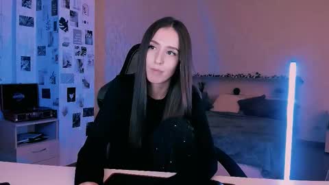 Eva online show from 26, 9, 2025