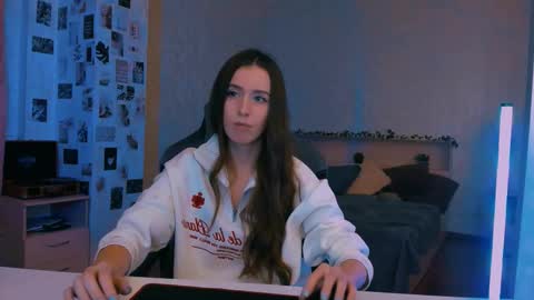 Eva online show from 28, 10, 2025