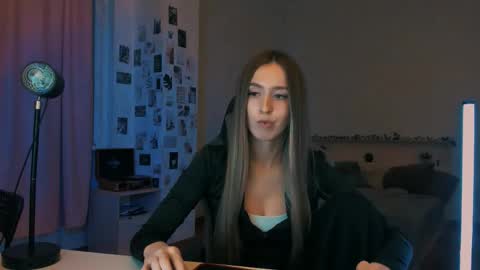 Eva online show from 24, 11, 2025