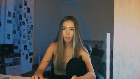 Eva online show from 30, 11, 2025