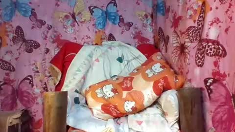 Snapshot of yourshygirl82 chatting on 24, 1, 2025 im MAY online show from 24, 1, 2025