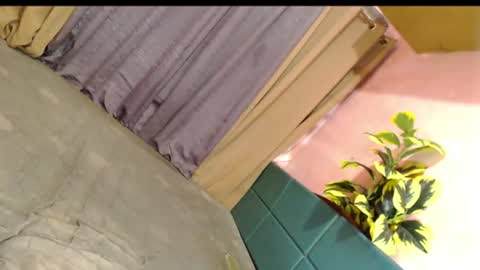 Snapshot of yourslutty_stella69 chatting on 17, 6, 2026 Stella online show from 17, 6, 2026