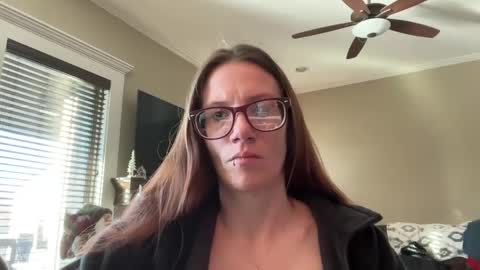 Snapshot of yourstrulylivy chatting on 10, 12, 2024 yourstrulylivy online show from 10, 12, 2024