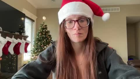 Snapshot of yourstrulylivy chatting on 10, 12, 2024 yourstrulylivy online show from 10, 12, 2024
