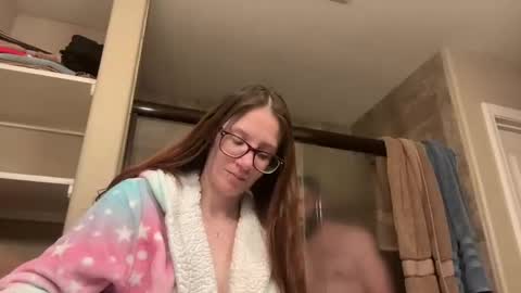 Snapshot of yourstrulylivy chatting on 14, 12, 2024 yourstrulylivy online show from 14, 12, 2024