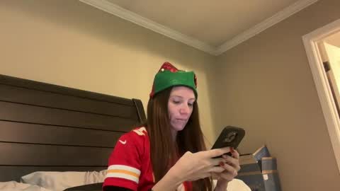 Snapshot of yourstrulylivy chatting on 25, 12, 2024 yourstrulylivy online show from 25, 12, 2024