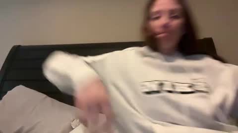 Snapshot of yourstrulylivy chatting on 26, 12, 2024 yourstrulylivy online show from 26, 12, 2024