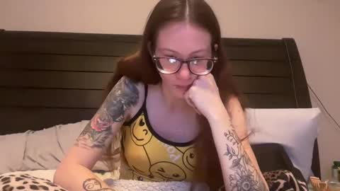 Snapshot of yourstrulylivy chatting on 2, 1, 2025 yourstrulylivy online show from 2, 1, 2025