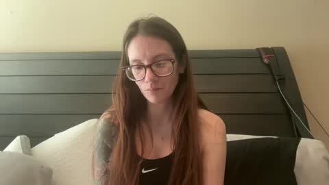 Snapshot of yourstrulylivy chatting on 18, 1, 2025 yourstrulylivy online show from 18, 1, 2025