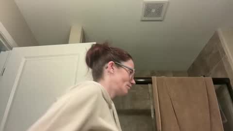 Snapshot of yourstrulylivy chatting on 30, 9, 2025 yourstrulylivy online show from 30, 9, 2025