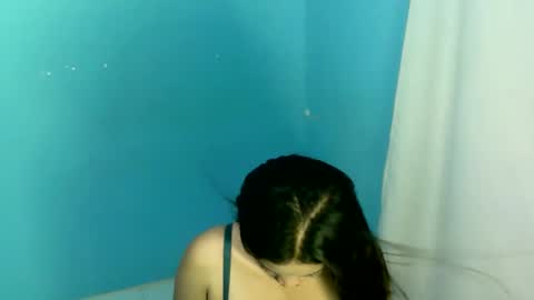 yoursweet_vanessa26 online show from 12, 9, 2025