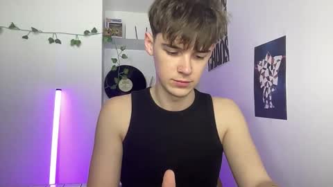 Snapshot of yoursweetyguy chatting on 1, 4, 2026 yoursweetyguy online show from 1, 4, 2026