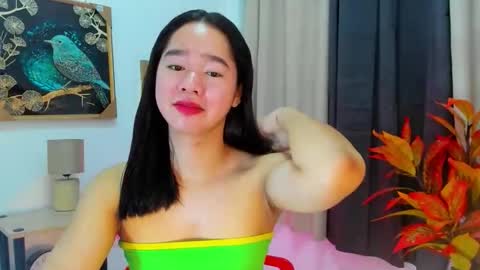 yourtinybunny online show from 24, 11, 2025