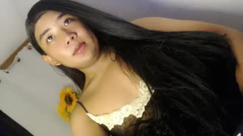 Snapshot of yourtransjeen chatting on 12, 3, 2025 Jeen online show from 12, 3, 2025