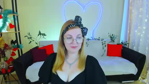 Snapshot of youruniverser chatting on 16, 5, 2026 Alice online show from 16, 5, 2026