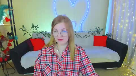 Snapshot of youruniverser chatting on 17, 5, 2026 Alice online show from 17, 5, 2026