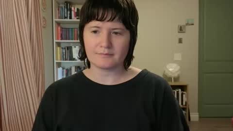 Rose Noire online show from 5, 3, 2026