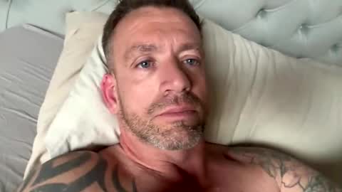 Snapshot of youwantus69 chatting on 1, 5, 2026 You want us 69 online show from 1, 5, 2026