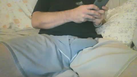 Yoyozee online show from 4, 2, 2025